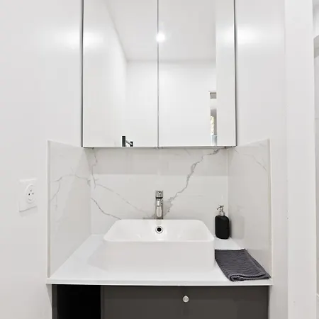 1 Bedroom Center Of - Louvre With Netflix Appartamento Parigi